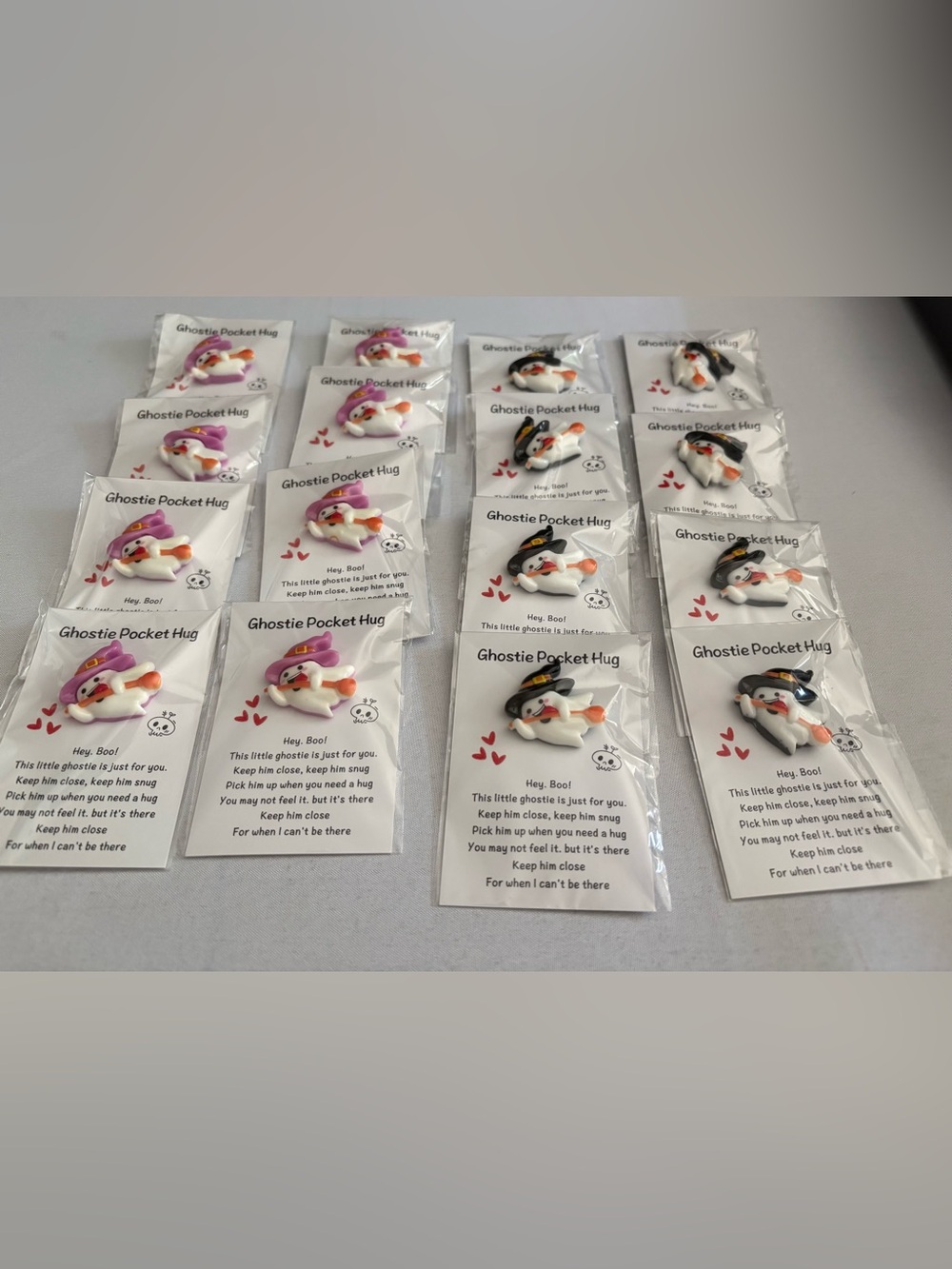 16 pcs Ghostie Pocket Hug - White Ghost with Pink or Black Hat